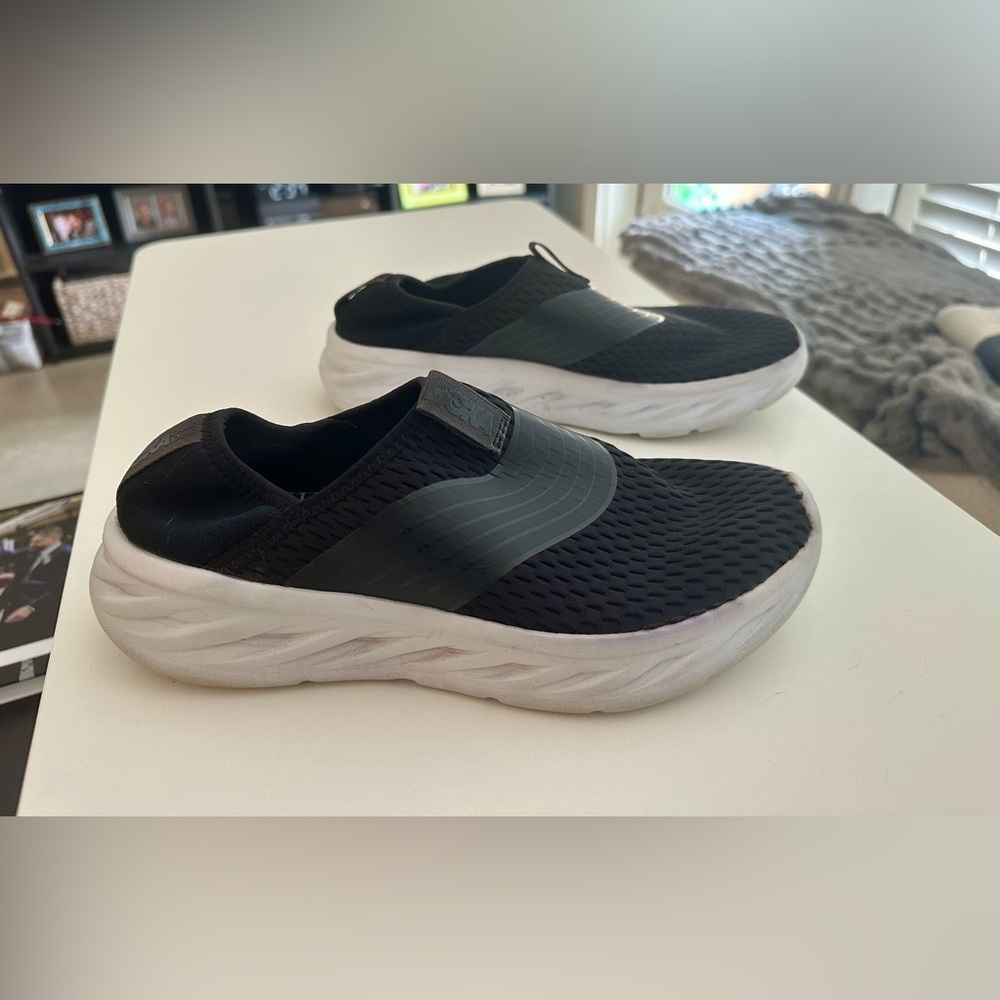 Hoka Ora Recovery Shoe